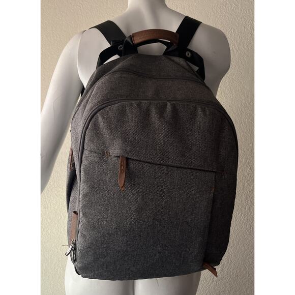 Uppababy Changing Backpack Grey Nappy Bag/ Backpack Only MSRP $150 - Lining Tear main image 6